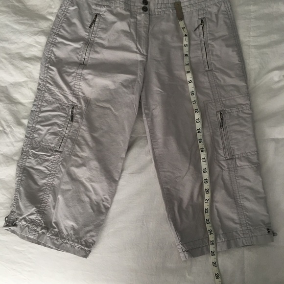 Capris - Picture 3 of 3